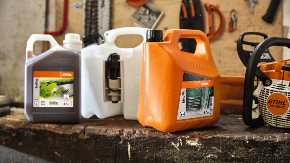 Brandstoffen, smeermiddelen en accessoires